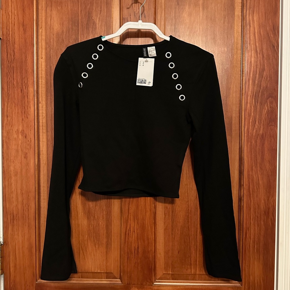 H&M Black Crop top with Grommet detail